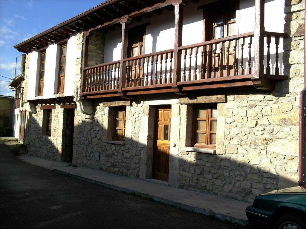 El Cabanon De Pimiango Guest House Exterior photo